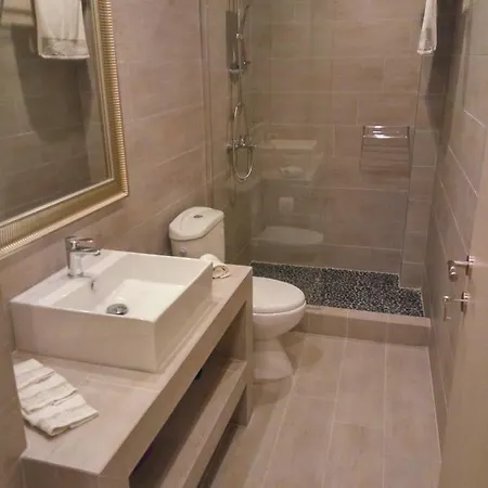 The Key To Skg Apartament